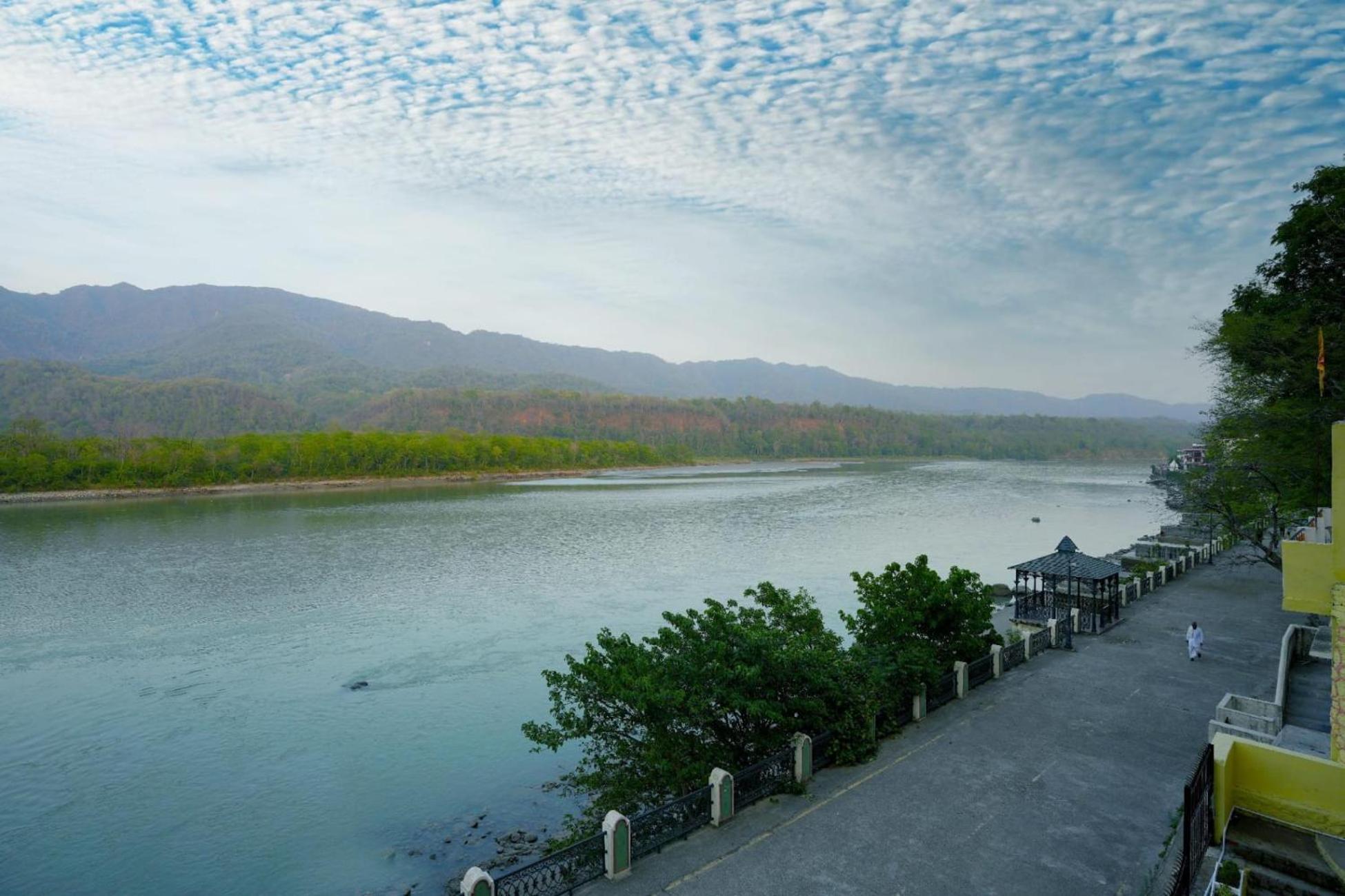 The Neeraj Naturecure On Ganga Rishīkesh Exterior foto